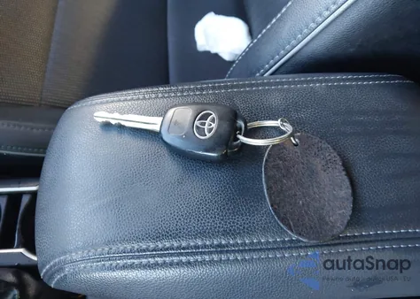 2014 Toyota Corolla S Plus z USA, uszkodzony, nr VIN 2T1BURHEXEC059491